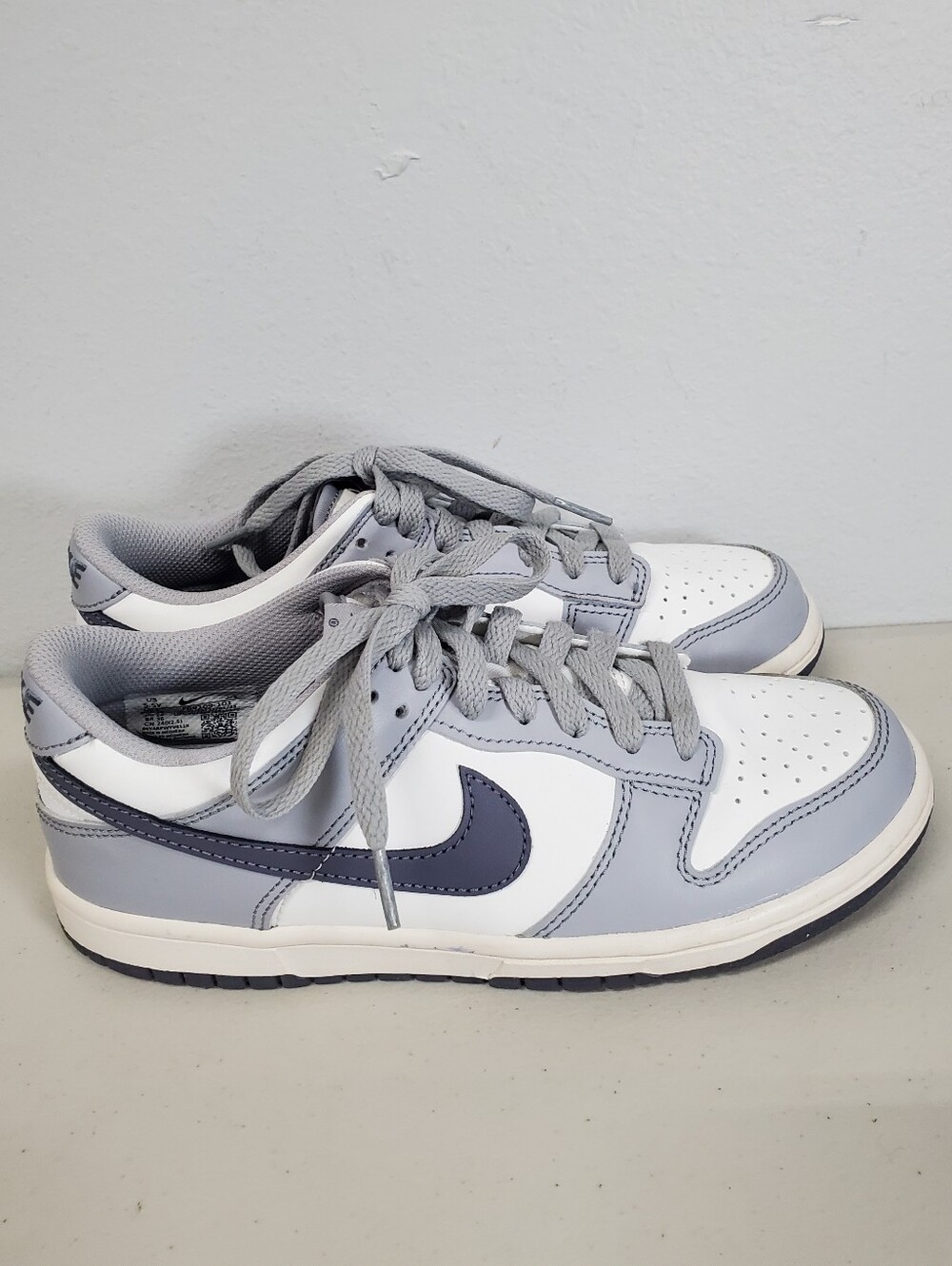 Nike Dunk Low Retro SE White Light Carbon US 5.5 Youth Athletic Tennis Shoes - Picture 5 of 11